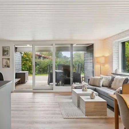 Luxurious Newly Renovated Vacation 펜션 *