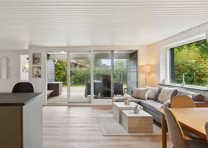 Luxurious Newly Renovated Vacation 펜션 *